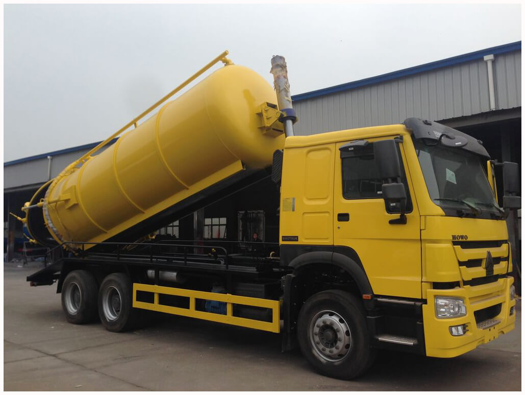 Sinotruk HOWO Suction Sewage Truck