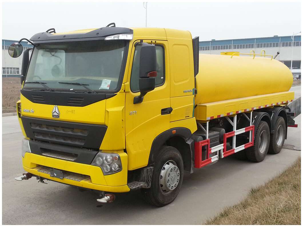 HOWO WATER TRUCK